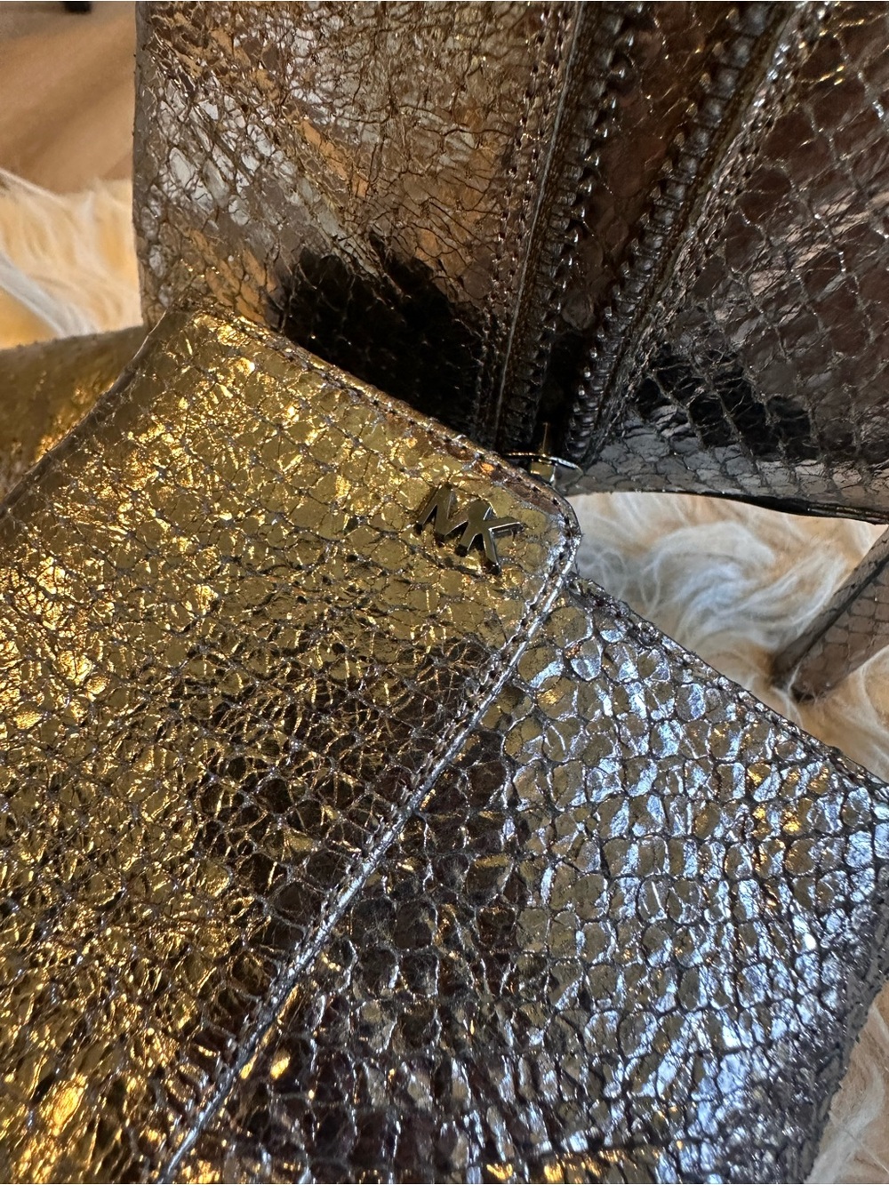 ✨LIKE NEW Michael Kors Dorothy Flex Bootie in Anthracite Metallic  Size 5 ✨ - Picture 11 of 14